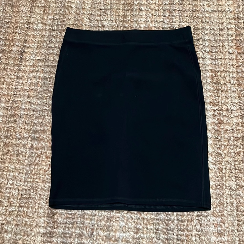 Old Navy Stretchy Pencil Skirt - Size Small